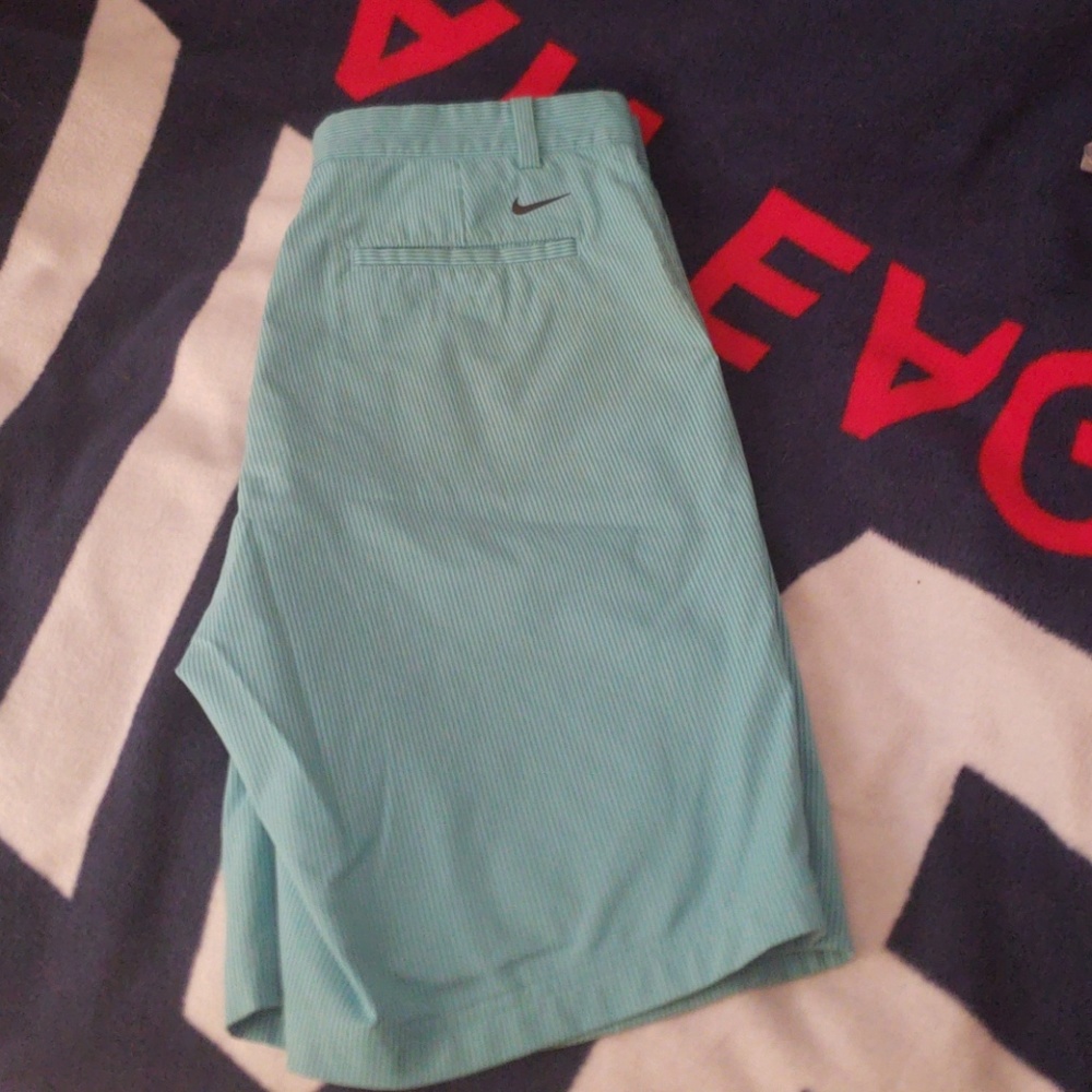 Nike golf shorts